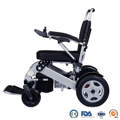 Помощь в вставании в инвалидной коляске